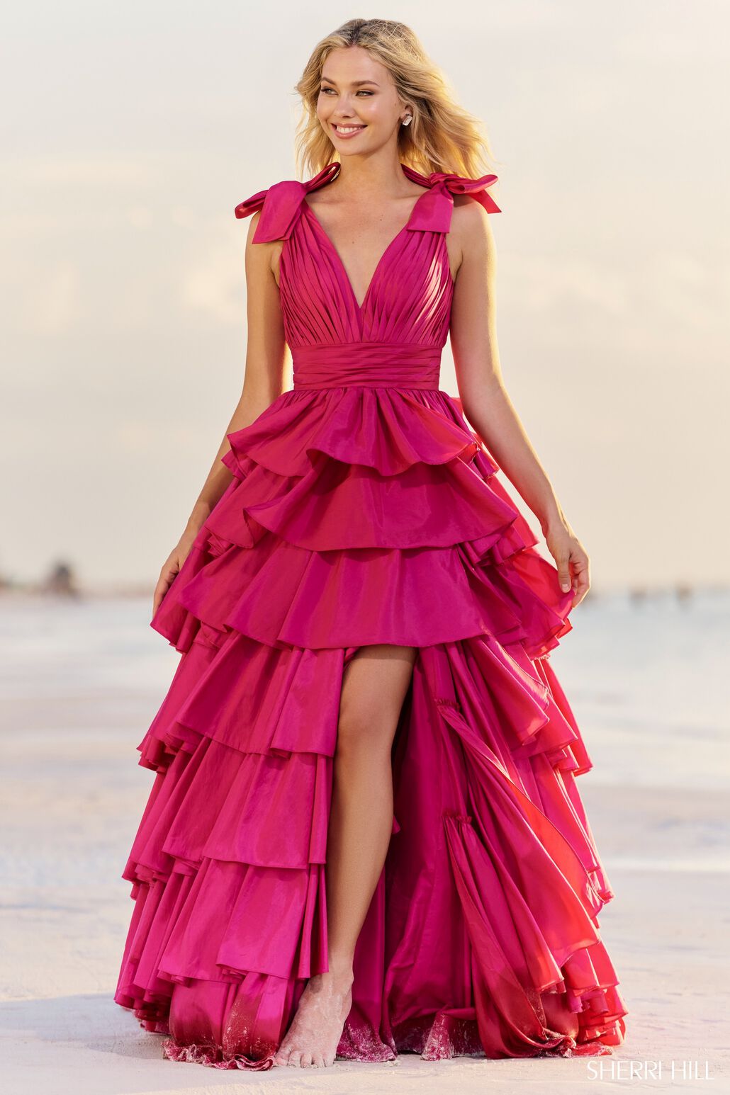 Leely Women Fuchsia Long Prom Dress with Appliques Mermaid Spaghetti Straps  Evening Dress